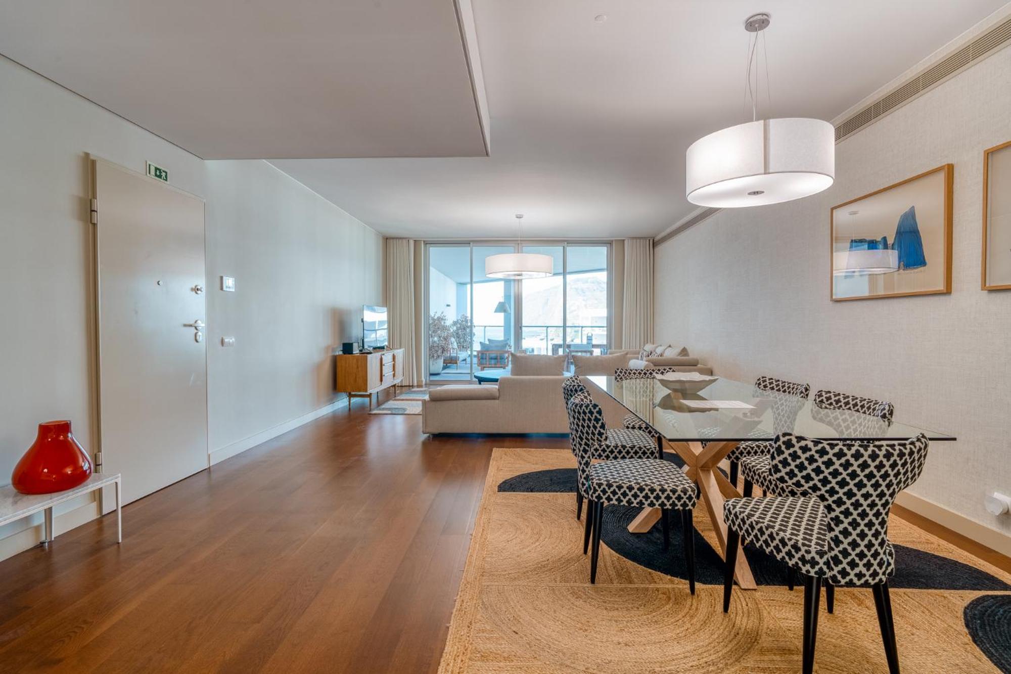 Suite 107 - Two Bedroom Apartment フンシャル エクステリア 写真