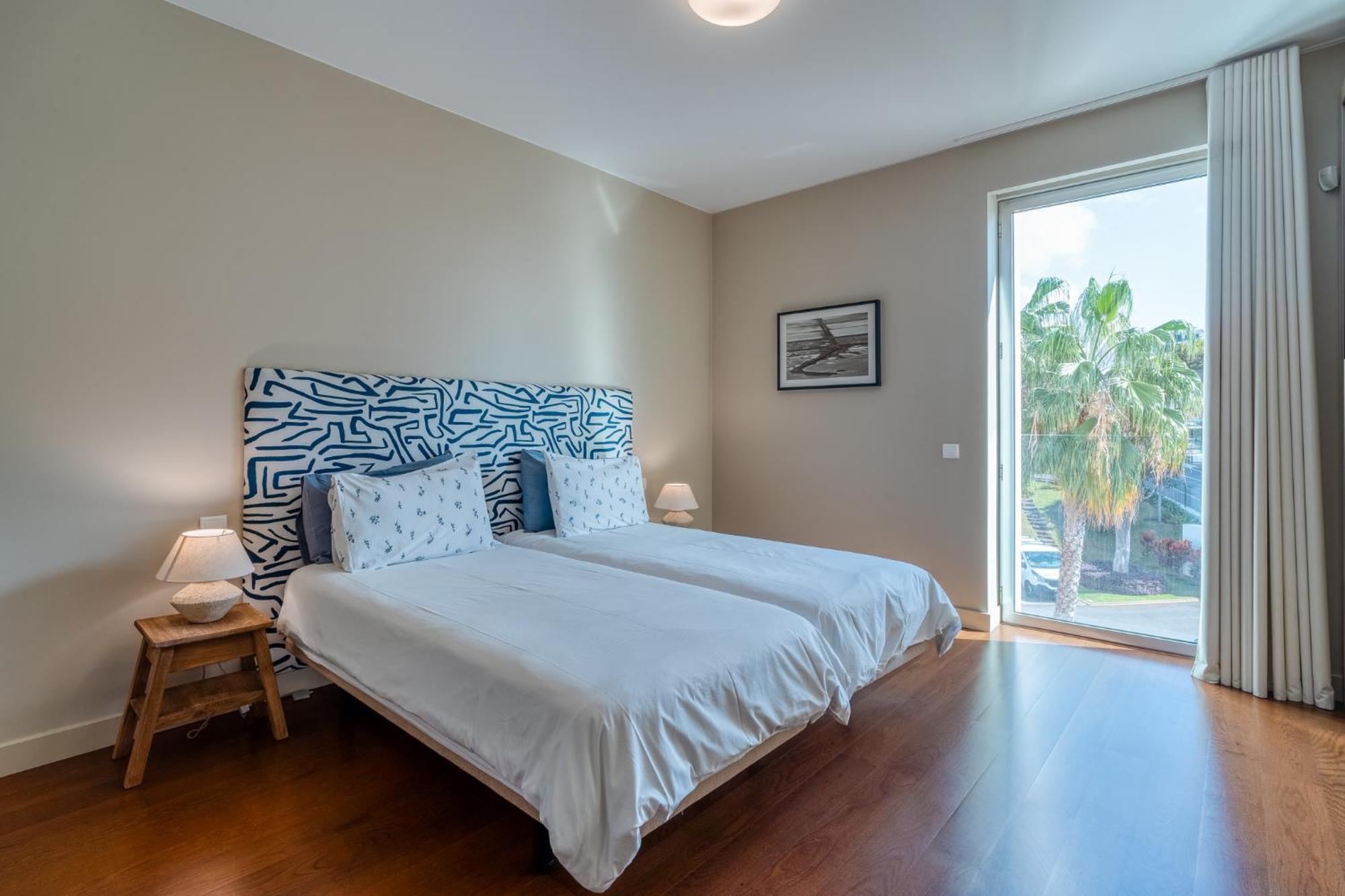 Suite 107 - Two Bedroom Apartment フンシャル エクステリア 写真